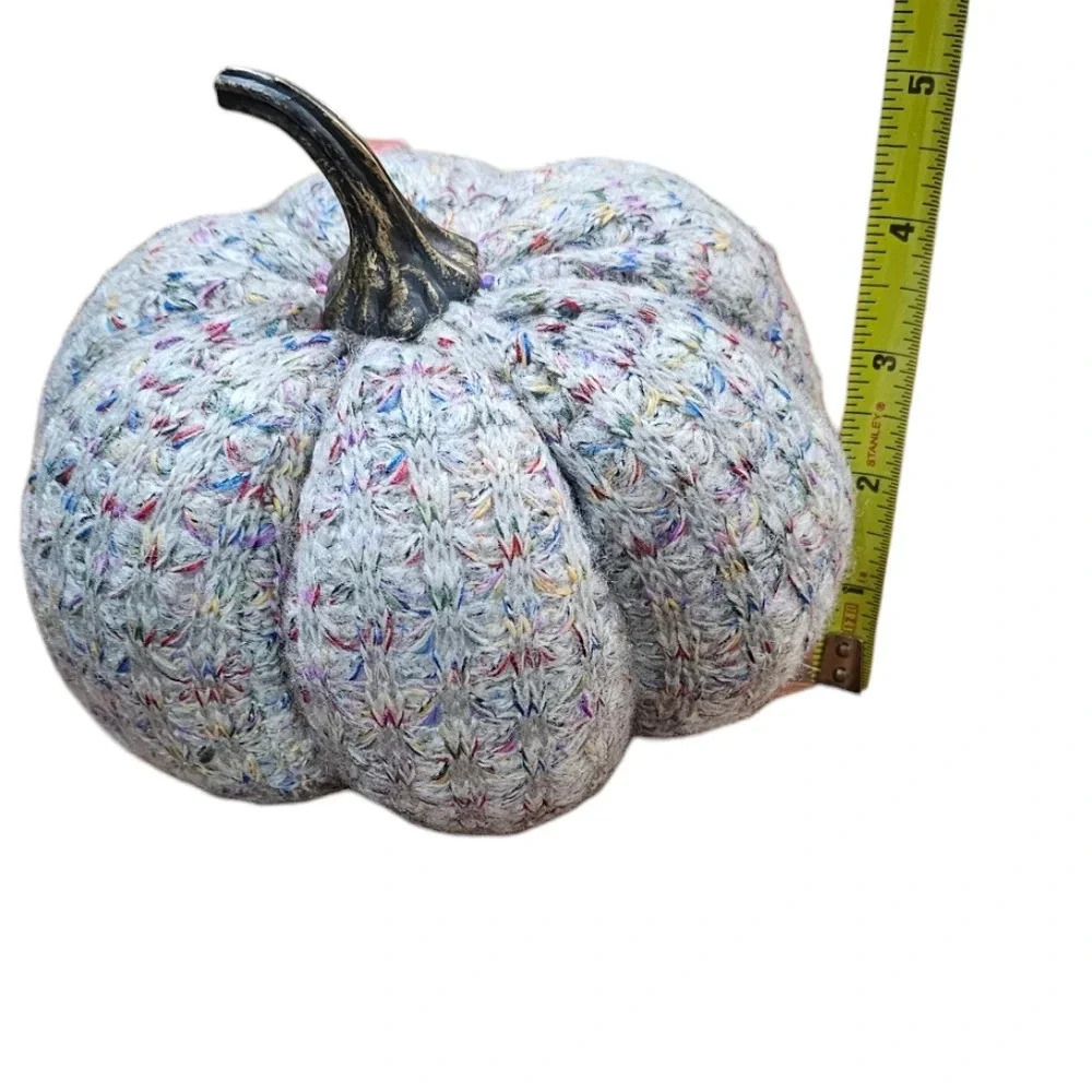 Pumpkin Decor​​​​​ - Picture 4 of 5